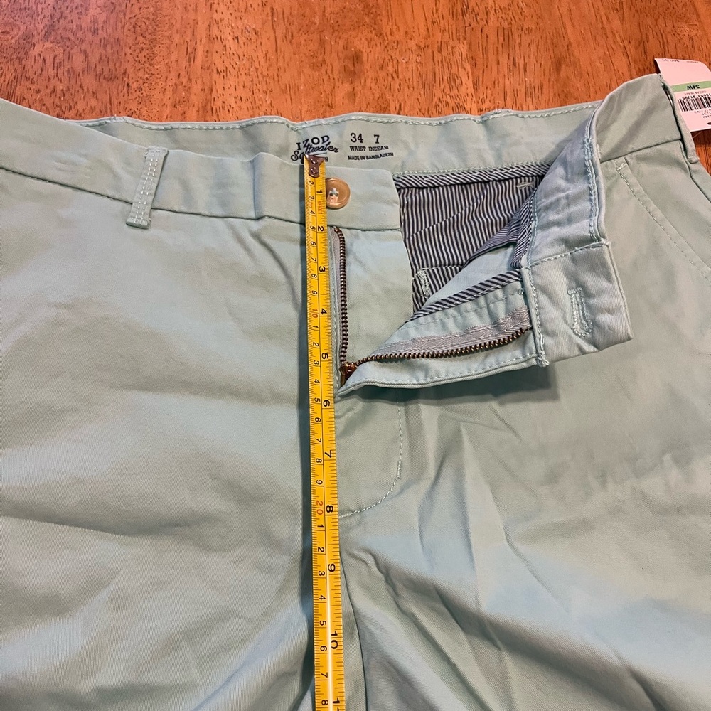 $60 NWT IZOD Men's Light Blue Shorts, size 34, 7” inseam - Picture 6 of 9